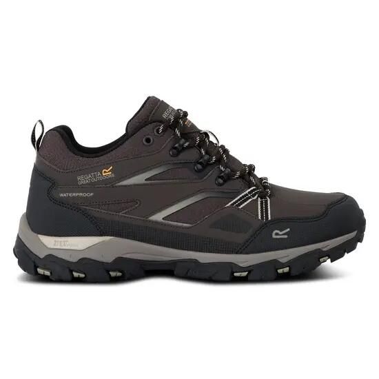 Buty męskie trekkingowe Regatta Holcombe III Low. Brązowe buty trekkingowe męskie Regatta, z materiału, bez zapięcia, trekkingowe. Za 287.00 zł.