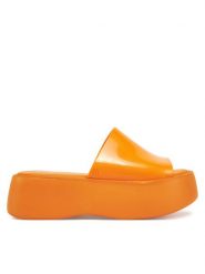 Melissa Klapki Melissa Becky Ad 32818 Pomarańczowy. Brązowe klapki damskie Melissa, bez wzorów, z tworzywa sztucznego, bez obcasa. Za 289.99 zł.