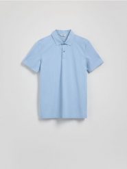 Koszulka polo regular - jasnoniebieski. Niebieskie koszulki polo męskie Reserved, l, bez wzorów, z bawełny, bez ramiączek. W wyprzedaży za 89.99 zł.