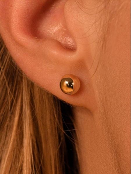 L instant d Or Złote kolczyki-wkrętki "Puces dorées" rozmiar: onesize. Żółte kolczyki damskie L instant d Or, złote. Za 335.95 zł.