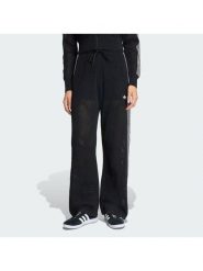 Adidas Spodnie dzianinowe Knitted Crochet Firebird KC6494 Czarny Regular Fit. Czarne spodnie materiałowe damskie Adidas, bez wzorów, z dzianiny. Za 349.99 zł.