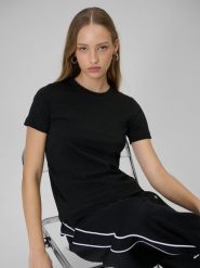 4F T-shirt regular z nadrukiem damski - czarny XS. Czarne t-shirty damskie 4f, uniwersalny, bez wzorów, z dzianiny, bez kołnierzyka. Za 59.99 zł.