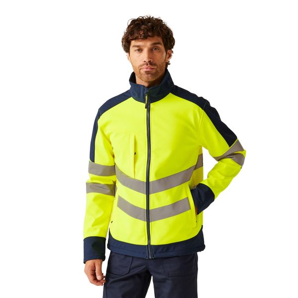 Kurtka Softshellowa Męska HiVis Trzywarstwowa. Czarne kurtki męskie Regatta, m, bez wzorów, z materiału, z kapturem. Za 308.99 zł.