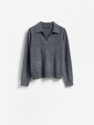 Wełniany sweter - ciemnoszary. Szare swetry klasyczne damskie Reserved, l, z dzianiny, bez kołnierzyka. Za 259.99 zł.