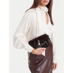 Torebka Eva Minge. Czerwone torebki klasyczne damskie Eva Minge, bez wzorów, bez dodatków. Za 229.99 zł.