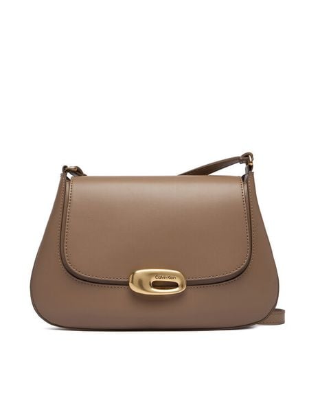 Calvin Klein Torebka Hardware Flap Meidum Crossbody LV04F3401G Beżowy. Brązowe listonoszki damskie CALVIN KLEIN, bez wzorów, ze skóry, bez dodatków. Za 400.99 zł.