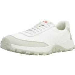 Buty tenisówki Camper Model. Białe trampki i tenisówki męskie Camper, bez wzorów, ze skóry, bez zapięcia. Za 696.70 zł.