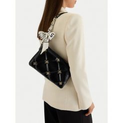 Torebka Nine West. Czarne torebki klasyczne damskie Nine West, bez wzorów, bez dodatków. Za 279.99 zł.