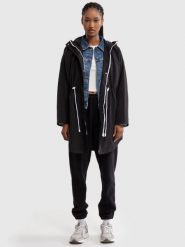 Kurtka damska parka z kapturem czarna Nebula 906. Czarne kurtki damskie Big Star, l, bez wzorów. W wyprzedaży za 99.99 zł.