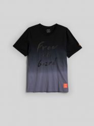 4F T-shirt regular z nadrukiem męski - czarna XL. Czarne t-shirty męskie 4f, m, bez wzorów, z jeansu, bez kołnierzyka. Za 89.99 zł.
