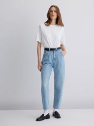MAVI Dżinsy "Laura" - Tapered fit - w kolorze błękitnym rozmiar: W28/L27. Niebieskie jeansy damskie MAVI, z podwyższonym stanem. Za 123.95 zł.