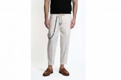 Xagon Spodnie | P26032 ZXAG92 | Mężczyzna | Kremowy. Białe spodnie materiałowe męskie Xagon, bez wzorów, z elastanu, eleganckie. W wyprzedaży za 379.00 zł.