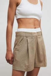 Eleganckie szorty z lnem w kolorze TAUPE - ORIO-XL. Białe szorty damskie Marsala, bez wzorów, z bawełny, eleganckie. Za 319.90 zł.