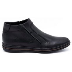 Polbut Buty męskie zimowe skórzane 381F czarne. Czarne buty wizytowe męskie na zimę, ze skóry, bez zapięcia. Za 367.89 zł.