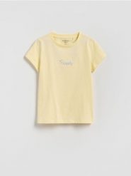 T-shirt z haftem - żółty. Żółte koszulki dziewczęce Reserved, bez wzorów, z bawełny, bez ramiączek. Za 19.99 zł.