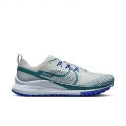 Buty do biegania męskie Nike React Pegasus Trail 4. Szare obuwie do biegania damskie Nike. Za 519.99 zł.