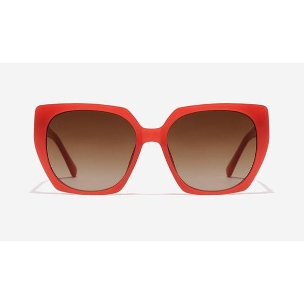 Damskie okulary przeciwsłoneczne Hawkers Boujee Eco. Brązowe okulary przeciwsłoneczne damskie hawkers. Za 247.75 zł.