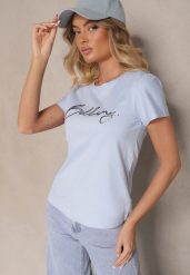Jasnoniebieski T-shirt z Bawełny z Napisem Zelreti. Niebieskie t-shirty damskie Renee, m, bez wzorów, z bawełny, bez kołnierzyka. Za 44.99 zł.