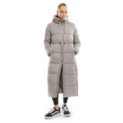 Długi puchowy płaszcz damski Lifestyle Siroko Hemisphere. Szare płaszcze damskie SIROKO, m, bez wzorów, z puchu. Za 593.00 zł.