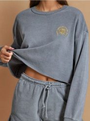 Bluza z haftem - szary. Szare bluzy bez kaptura damskie Sinsay, l. Za 39.99 zł.