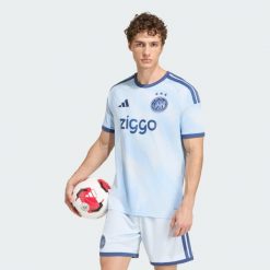 Koszulka z trzeciego zestawu Ajax Amsterdam 26/27. Niebieskie t-shirty sportowe męskie Adidas, l, z dzianiny, bez ramiączek, do piłki nożnej, climacool (adidas). Za 439.00 zł.