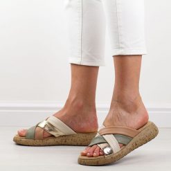 Brązowe skórzane klapki damskie Muya 423498. Brązowe klapki damskie MUYA, bez wzorów, ze skóry, bez obcasa, na płaskiej podeszwie. Za 299.00 zł.