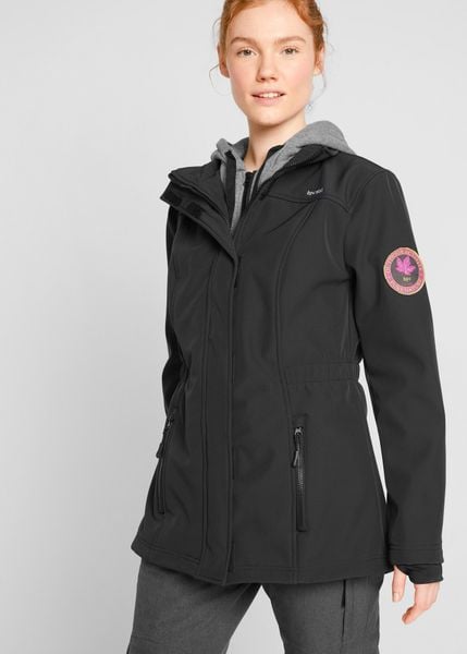 Długa kurtka softshell w optyce 2 w 1, z hydrofobowego materiału. Czarne kurtki softshell damskie bonprix, bez wzorów, z dresówki, z kapturem. Za 309.99 zł.