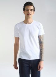 PAKO LORENTE – Biały gładki T-shirt Basic. Białe t-shirty męskie Pako Lorente, m, bez wzorów, z bawełny, bez kołnierzyka. Za 79.99 zł.