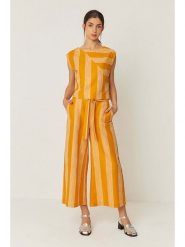 SKFK Bluzka "Lesia" w kolorze pomarańczowym rozmiar: 38. Pomarańczowe bluzki damskie SKFK, bez wzorów, z bawełny, bez kołnierzyka, bez ramiączek. Za 173.99 zł.