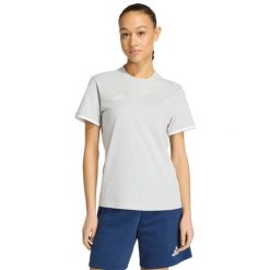 Damska koszulka adidas Entrada 26 Tee szara. Szare bluzki damskie Adidas, bez wzorów, z bawełny, bez ramiączek. Za 78.99 zł.