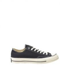 Buty do chodzenia damskie Converse Chuck Taylor All Star 70. Czarne buty sportowe na co dzień damskie Converse, bez wzorów, trekkingowe. Za 279.00 zł.