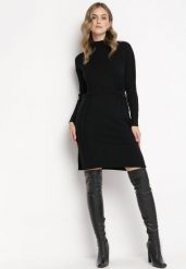 Czarna Sukienka Mini ze Sweterkowego Materiału z Półgolfem Ściągana Sznurkiem Docaliva. Czarne sukienki damskie Born2be, m, bez wzorów, bez kołnierzyka, bez ramiączek, mini. W wyprzedaży za 71.99 zł.
