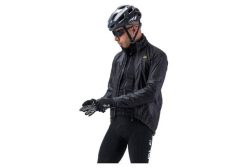 Kurtka rowerowa męska Alé Cycling Klimatik Guscio Light Pack. Czarne kurtki męskie ALÉ CYCLING, na jesień, m, bez wzorów, z elastanu, bez kaptura. Za 372.45 zł.
