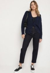 Granatowe Klasyczne Jeansy o Kroju Mom Fit Amartia. Niebieskie jeansy damskie Born2be. Za 109.99 zł.