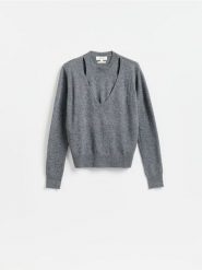 Wełniany sweter - ciemnoszary. Szare swetry klasyczne damskie Reserved, l, z dzianiny, bez kołnierzyka. Za 199.99 zł.