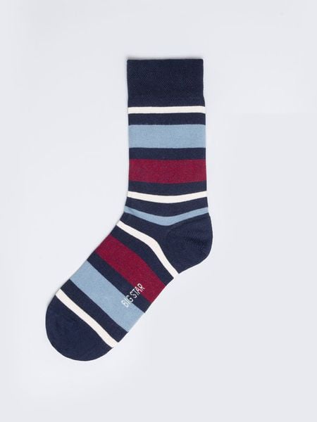 BIG STAR Skarpety w kolorze granatowym rozmiar: 43-46. Niebieskie skarpetki męskie Big Star, bez wzorów, ze splotem. Za 19.99 zł.