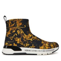 Botki Versace Jeans Couture. Czarne botki damskie Versace Jeans Couture, z jeansu, bez obcasa, na płaskiej podeszwie, bez zapięcia. Za 509.99 zł.