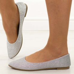 Srebrne brokatowe baleriny damskie Potocki 23314. Szare baleriny damskie POTOCKI, bez wzorów, z jeansu, bez obcasa. Za 79.00 zł.