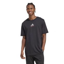 Koszulka z grafiką Memories Of Sport Gallery. Czarne t-shirty sportowe męskie Adidas, m, z bawełny, bez ramiączek. Za 89.99 zł.