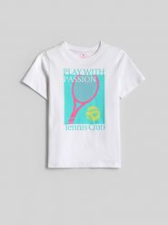 4F T-shirt regular z nadrukiem dziewczęcy - biały 146 (10-11 lat). Białe koszulki dziewczęce 4f, bez wzorów, z bawełny, bez ramiączek. Za 49.99 zł.