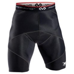 Spodenki Kompresyjne do biegania McDavid Cross Compression™ Short czarne - 8200. Czarne szorty damskie MCDAVID, bez wzorów, sportowe. Za 298.88 zł.