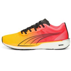 Buty do biegania dla kobiet Puma Liberate Nitro. Czerwone obuwie do biegania damskie Puma. Za 490.00 zł.