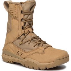 Buty NIKE - Sfb Field 2 8" AO7507 200 Desert/Desert. Brązowe buty trekkingowe męskie Nike, z materiału, bez zapięcia, outdoorowe. Za 749.00 zł.