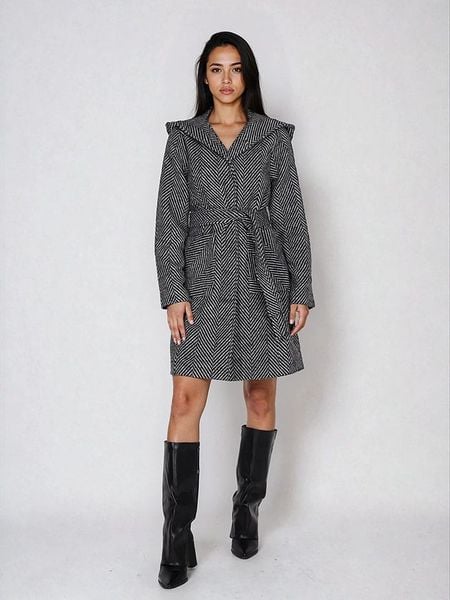 Steve Madden Płaszcz przejściowy w kolorze czarno-szarym rozmiar: L. Czarne płaszcze damskie Steve Madden, l, bez wzorów. Za 297.97 zł.