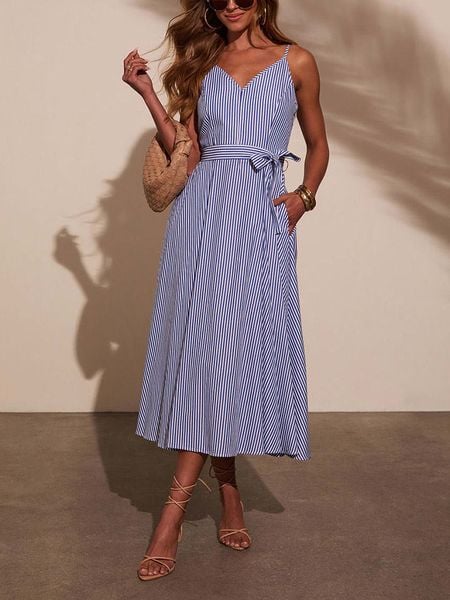 Milan Kiss Sukienka w kolorze granatowo-białym rozmiar: M. Białe sukienki damskie Milan Kiss, na imprezę, m, bez wzorów, z tkaniny, bez kołnierzyka, bez ramiączek, maxi. Za 195.99 zł.