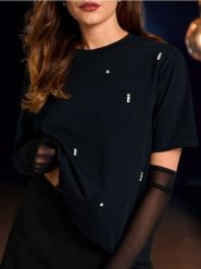 Koszulka z cyrkoniami - czarny. Czarne t-shirty damskie Sinsay, l, bez wzorów, bez kołnierzyka. W wyprzedaży za 11.99 zł.