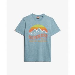 Klasyczny luźny T-shirt Superdry Great. Niebieskie t-shirty męskie Superdry., s, bez wzorów, z materiału, bez kołnierzyka. Za 136.65 zł.
