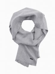Męski monochromatyczny szalik z frędzlami – szary V3 OM-ACSF-0116 - uniwersalny. Szare szaliki męskie Ombre Clothing, z aplikacjami, z bawełny. Za 71.99 zł.