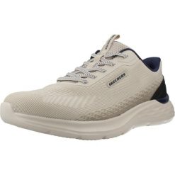Buty SKECHERS GARNER ELLIS Jasnobrązowy. Brązowe buty trekkingowe męskie Skechers, z syntetyku, bez zapięcia. Za 364.99 zł.