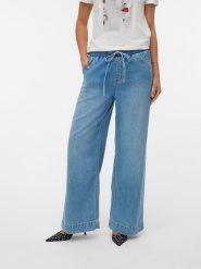 Vero Moda Dżinsy - Comfort fit - w kolorze niebieskim rozmiar: W31/L32. Niebieskie jeansy damskie Vero Moda. Za 130.99 zł.